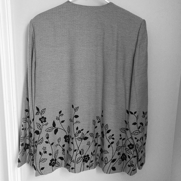 Alfred Dunner Herringbone Blazer - Picture 3 of 5